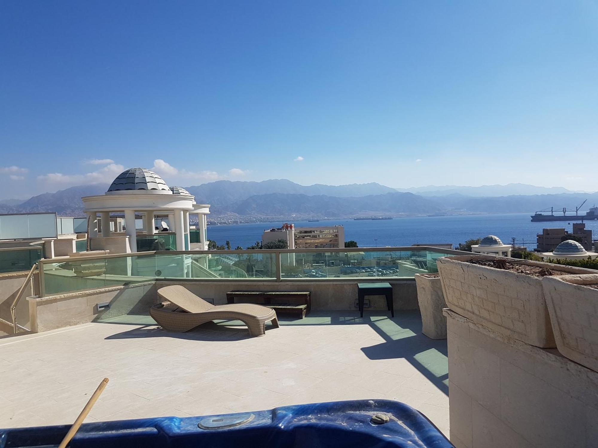 Appartement Palmore Top Luxury Penthause With Juccuzi First Line Of The Seaside à Eilat Extérieur photo