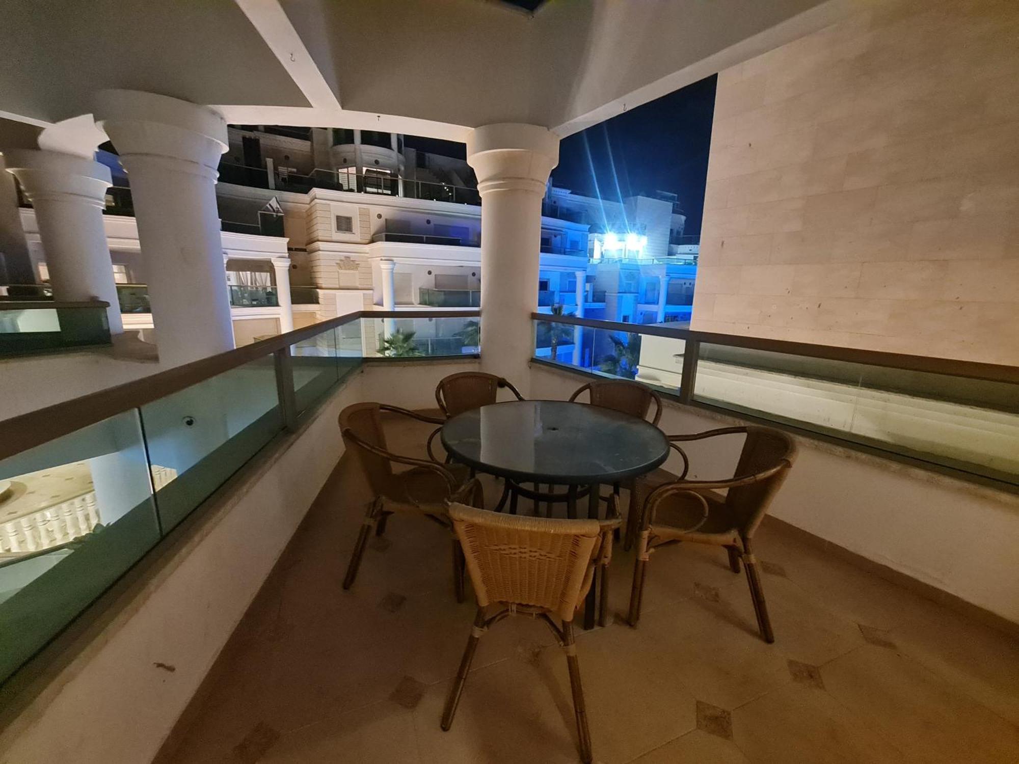 Appartement Palmore Top Luxury Penthause With Juccuzi First Line Of The Seaside à Eilat Extérieur photo