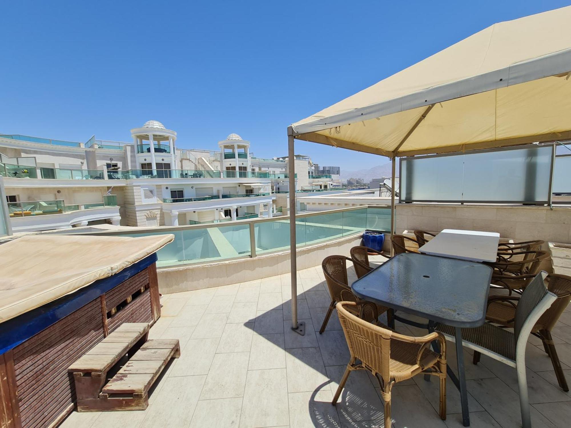 Appartement Palmore Top Luxury Penthause With Juccuzi First Line Of The Seaside à Eilat Extérieur photo