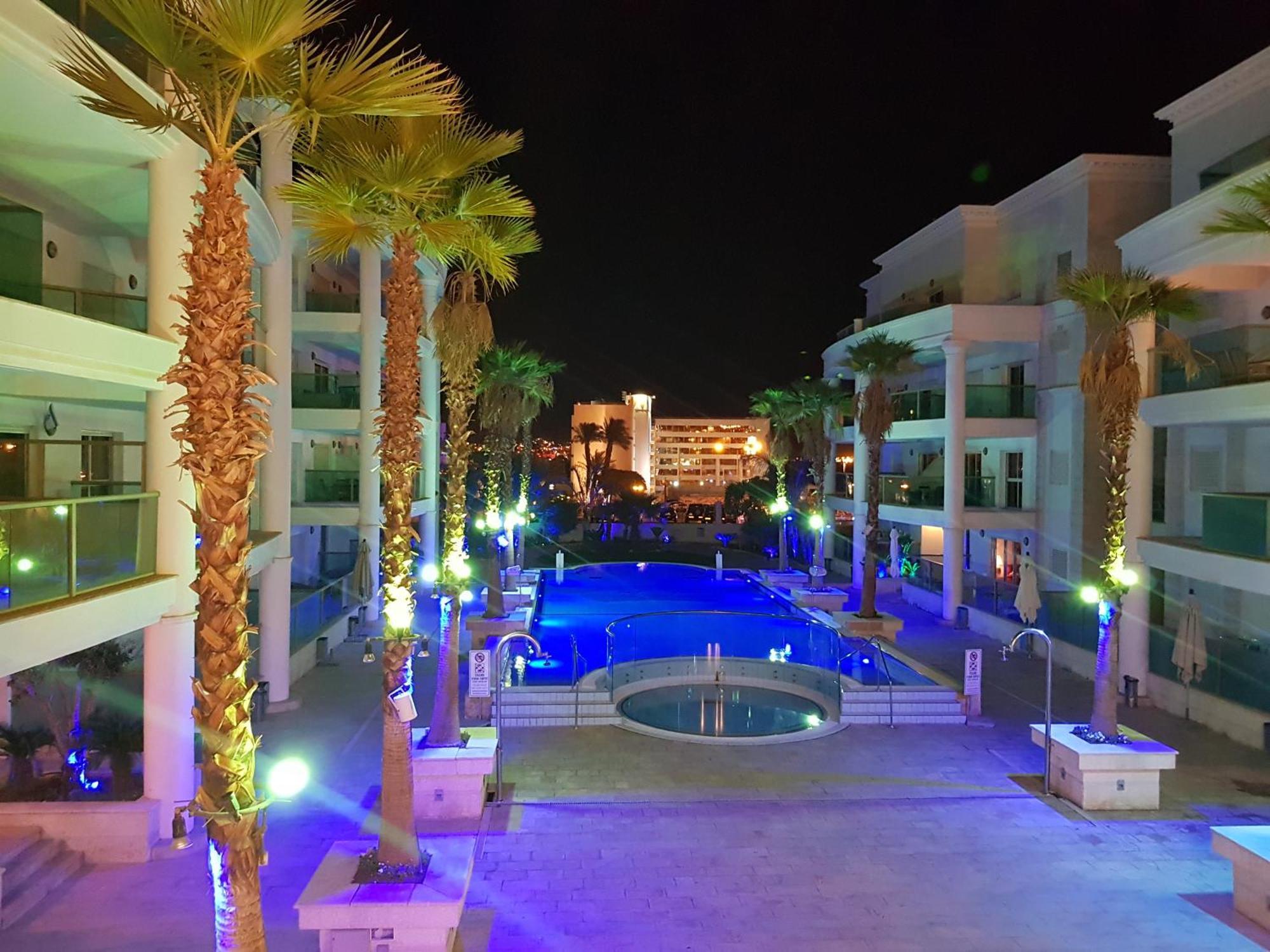 Appartement Palmore Top Luxury Penthause With Juccuzi First Line Of The Seaside à Eilat Extérieur photo